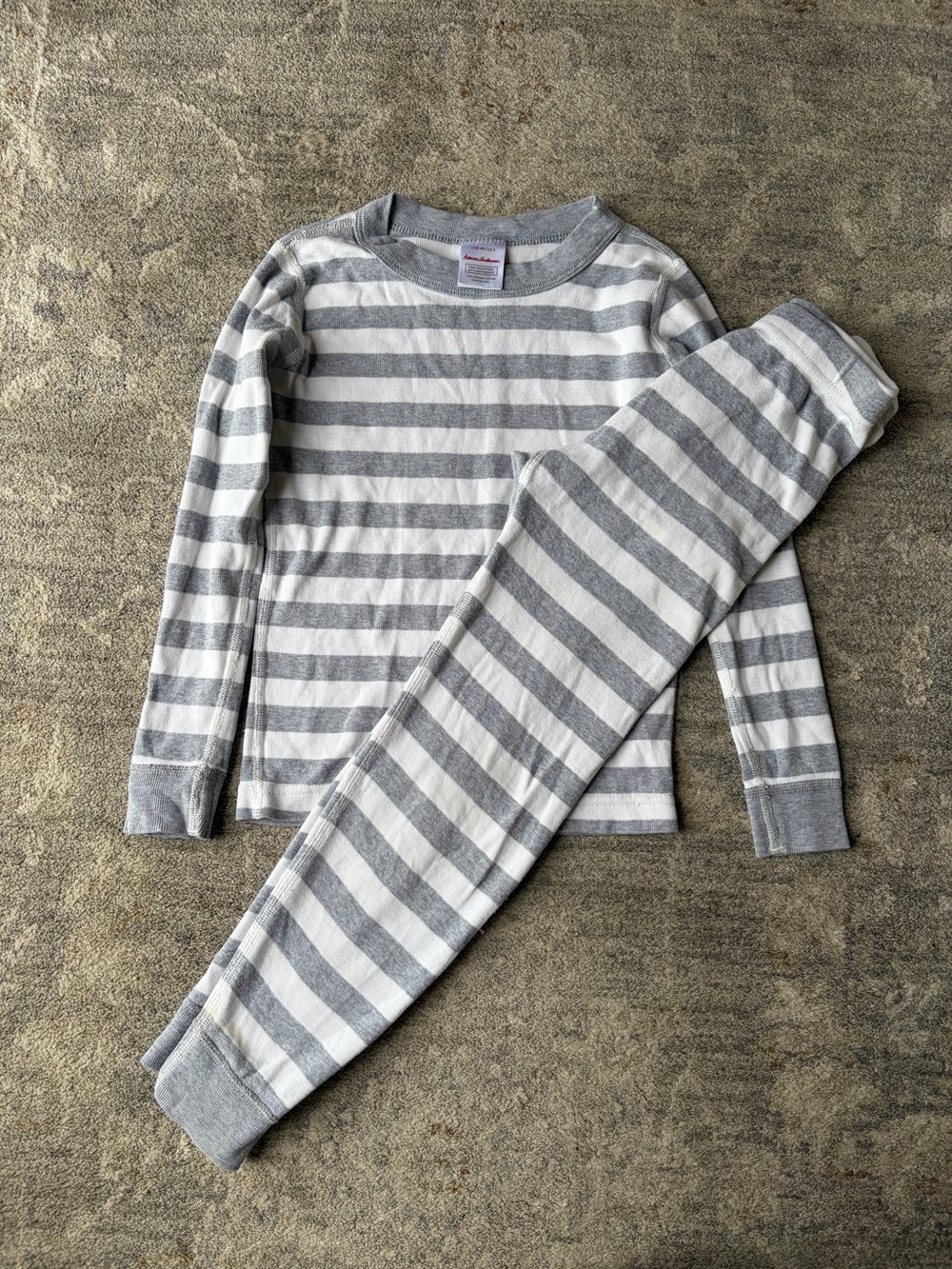 Hanna Andersson Gray and White Stripe Long John Pajama Set Size 5 Organic Cotton